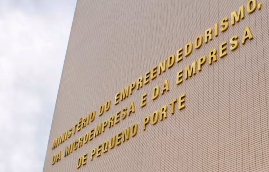 Uniformização exigida: Juntas Comerciais devem cessar normas próprias sobre arquivamento sigiloso de atos tributários