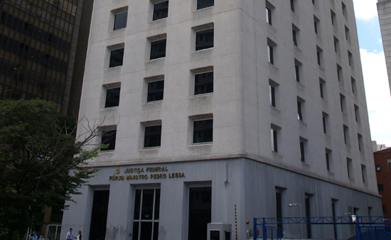 Liminar afasta retenção de 10% de IR sobre dividendos em empresa do Simples Nacional